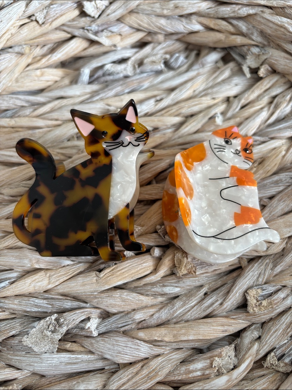 Cat hair clips